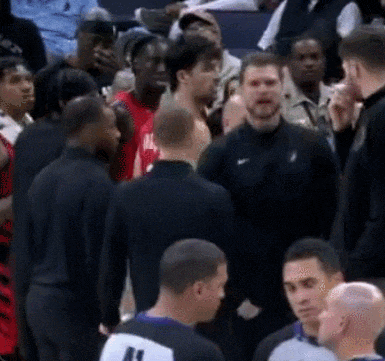 奈斯!恭喜杨瀚森!NBA裁判太离谱了......